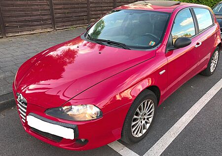 Alfa Romeo 147 Alfa 2.0 16V TS Distinctive