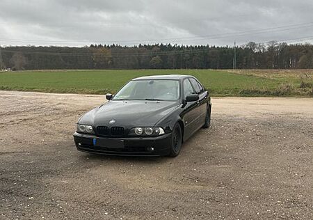 BMW 520i 5er e39 2.2