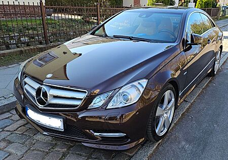 Mercedes-Benz E 350 Coupé *STHZ*Designo*Voll* BlueEFFICIENCY