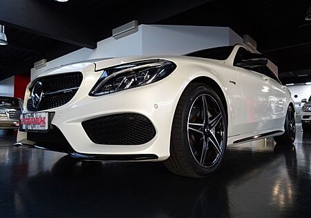 Mercedes-Benz C 43 AMG 4M T /Comand / LED-ILS/ STHZ/ AHK/ Pano