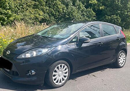 Ford Fiesta 1,6 TDCI 5 Türer 55 kw unfallfrei