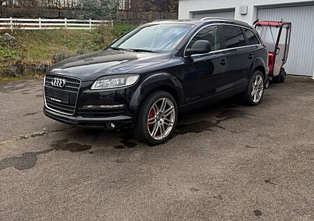 Audi Q7 3.0 TDI (DPF) quattro tiptronic -