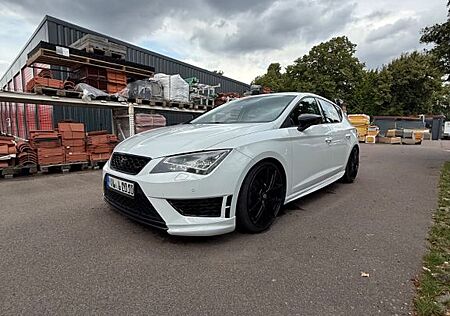 Seat Leon 2.0 TDI 110kW FR Cupra Optik