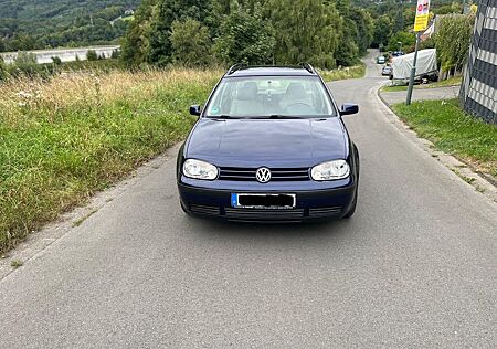 VW Golf Volkswagen 1.4 , TÜV NEU