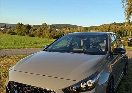 Hyundai i30 2.0 T-GDI N Performance N Performance