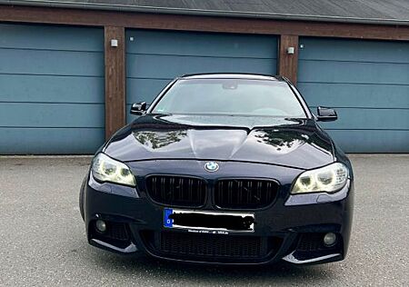 BMW 530 gebraucht kaufen BMW 530d +M Paket+Nav. Prof.+Bi-Xenon+Alcantara