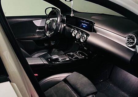Mercedes-Benz 200