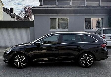 Skoda Octavia 1.4 TSI iV DSG STYLE COMBI STYLE