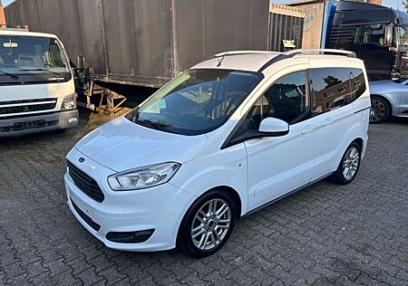 Ford Tourneo Courier Titanium AHK