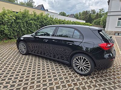 Mercedes-Benz A 200 d DCT Limousine | 67.000 km
