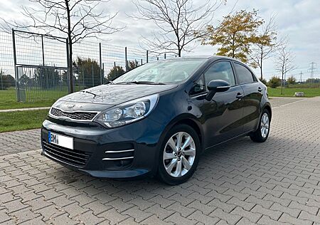 Kia Rio 1.2 Dream-Team Editon - 2. Hd. - 8-fach ber.
