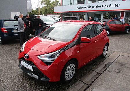 Toyota Aygo (X) -play, Klima, Kamera, Apple/Android