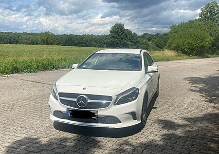 Mercedes-Benz A 180 - Urban - Rückfahrkamera - Automatik