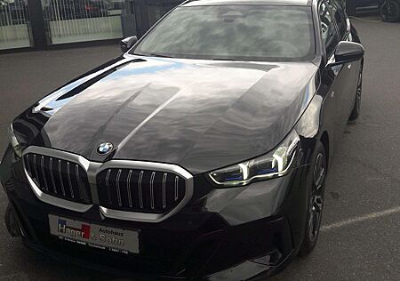 BMW 520 d M Sport, AHK, Leder, Memory, Carbon, u