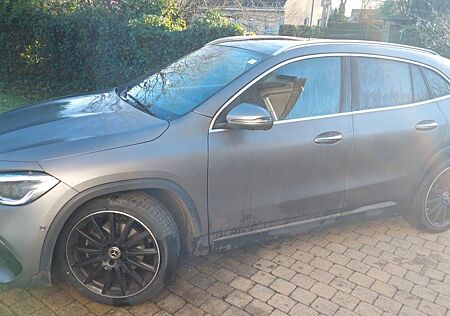 Mercedes-Benz GLA 220 GLA 220d 4Matic "AMG"