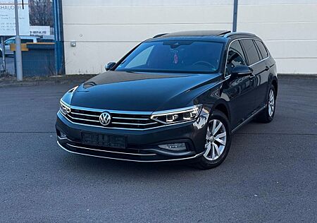 VW Passat Volkswagen Variant 2.0 TDI Elegance | IQ.