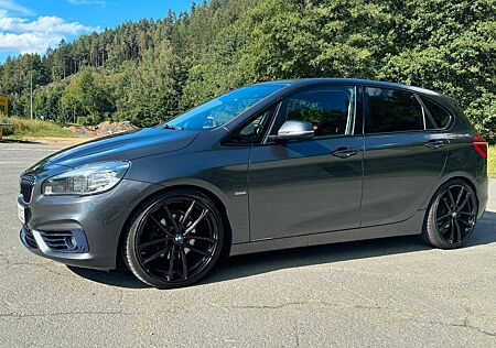 BMW 2er 220 Active Tourer 220i Sport Line