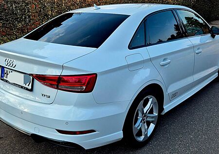 Audi A3 TFSI 3X S-line / Sportpaket/Limousine