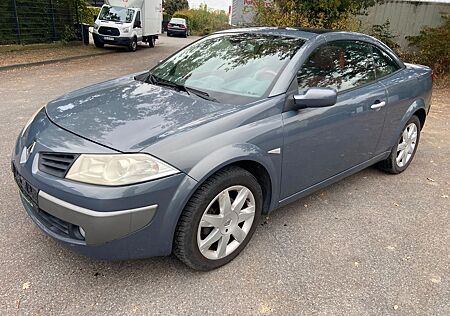 Renault Megane Coupé-Cabriolet Privilege 2.0 16V