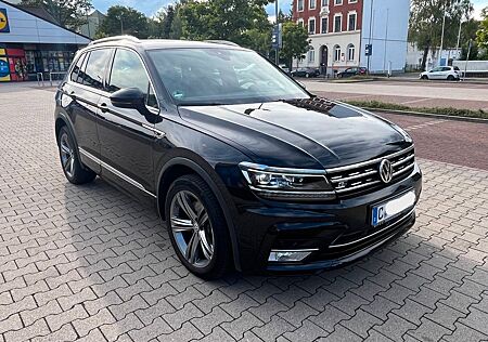 VW Tiguan Volkswagen 2.0 TDI R-Line 140kW DSG 4MOT Highline
