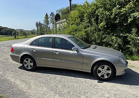 Mercedes-Benz E 200 KOMPRESSOR W211