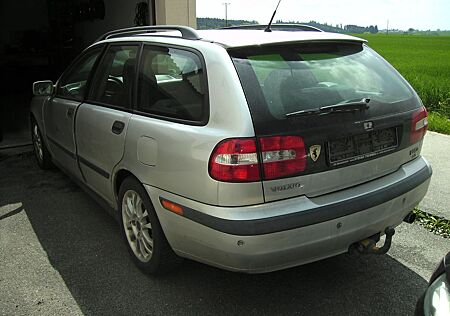 Volvo V40 2.0 -