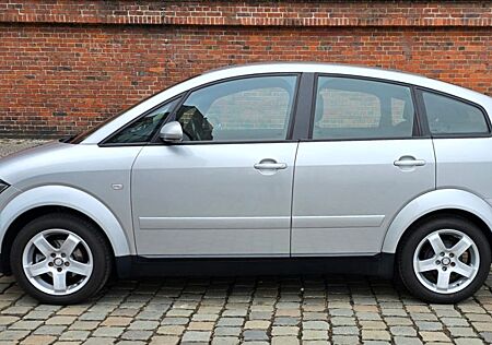 Audi A2 1.4 -