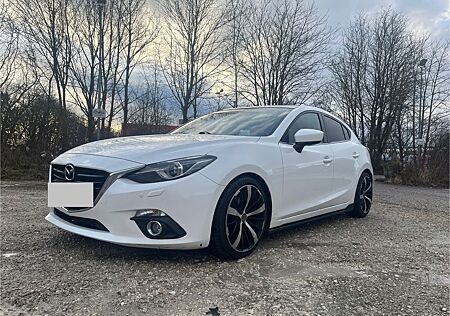 Mazda 3 2.2 SKYACTIV-D 150 Sports-Line Sports-Line