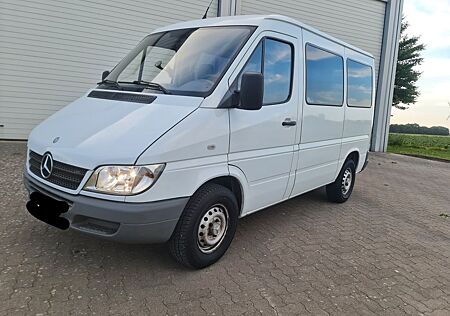 Mercedes-Benz Sprinter 211 CDI 109PS Klimaanlage