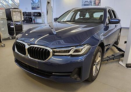 BMW 520 d AHK*Laser*ACC*Kamera*HUD*Sound*HiFi*Drivi+