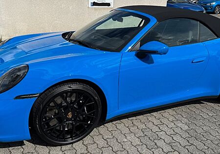 Porsche 992 Carrera 4 GTS Cabriolet Carrera GTS