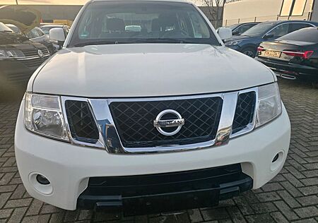 Nissan Navara Pickup Double Cab SE 4X4