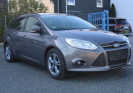 Ford Focus Turnier Sync Edition
