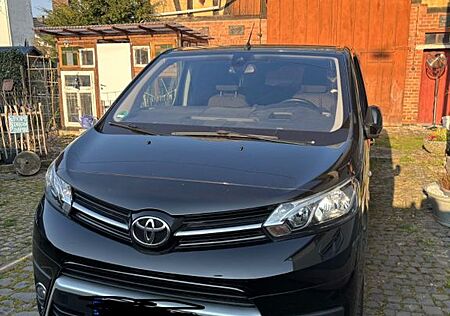 Toyota Pro Ace Proace (Verso) 2,0-l-D-4D 110kW L1 Family Co...