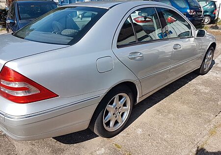 Mercedes-Benz C 240 Elegance