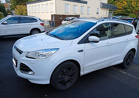 Ford Kuga Individual Autom.4x4 TDCI 1.Hand Tüv Neu