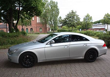 Mercedes-Benz CLS 500 -