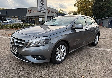 Mercedes-Benz A 180 gebraucht kaufen Mercedes-Benz A 180 Aut. EU6 Service Neu / Parkpilot / 8 Fach