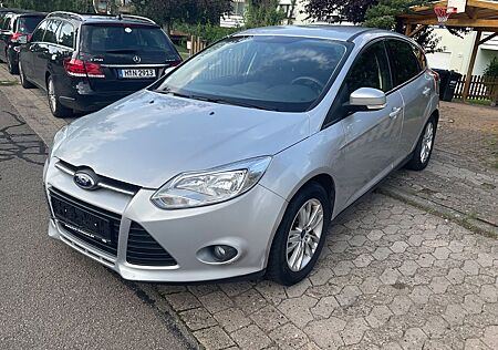 Ford Focus 1,6 Ti-VCT92kW Trend Style Paket,AHK,Klima