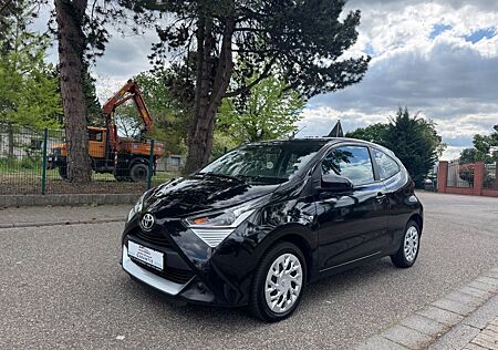 Toyota Aygo (X) Aygo -play Klima TÜV NEU Garantie 1 Hand