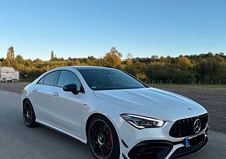 Mercedes-Benz CLA 45 AMG Mercedes-AMG CLA 45 S AMG 4 MATIC+ Head/360/PANO