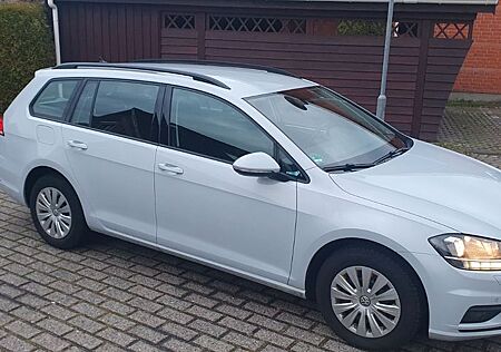 VW Golf Volkswagen 1.6 TDI Comfortline Variant Comfortline