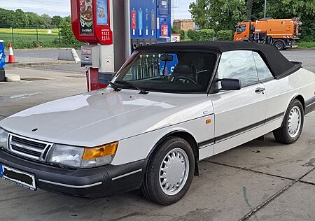 Saab 900i Cabrio