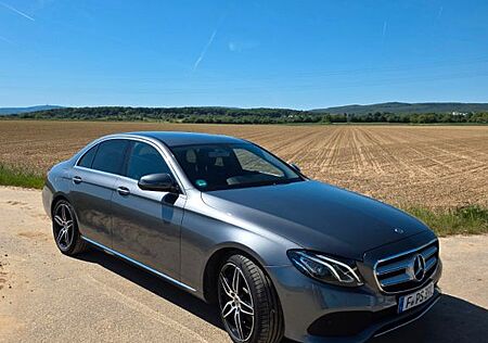 Mercedes-Benz E 220 d Autom. -