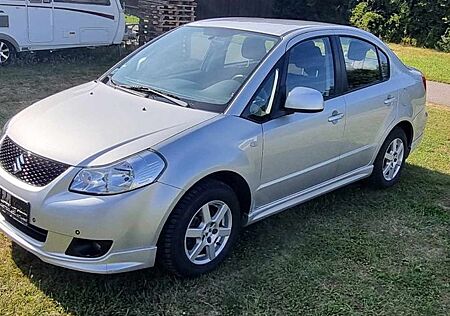 Suzuki SX4 1.6 VVT 2WD Comfort Automatik 8xAlu 1.Hand