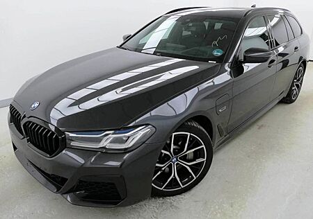 BMW 530e Touring M Sportpaket Pano HUD Laser AHK