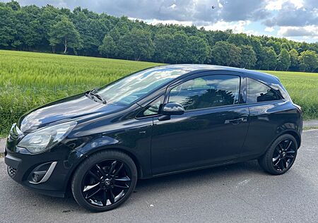Opel Corsa 1.4 74kW Navi Sitzheizung Klima