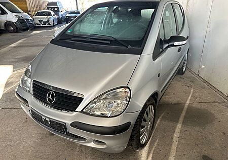 Mercedes-Benz A 160 AVANTGARDE