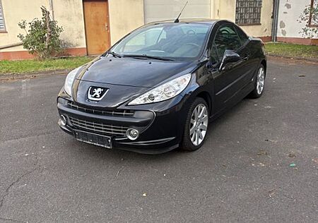 Peugeot 207 CC Platinium Service neu und TÜV u Getriebe
