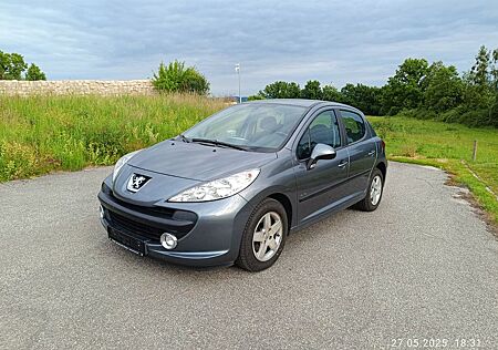 Peugeot 207 95 VTi Urban Move-1Hd-TÜV-Service-8fach Alu